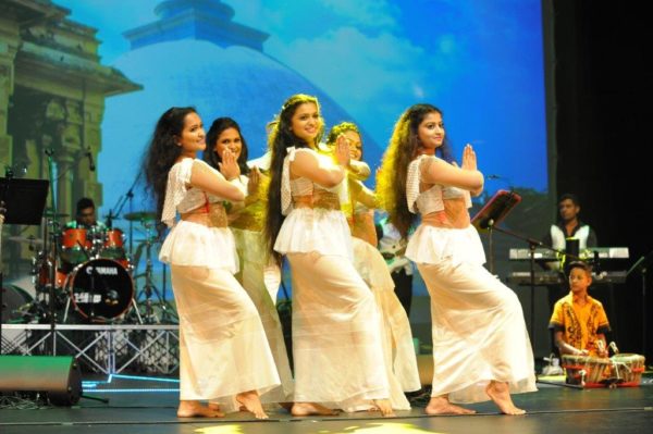 Tiya dance troupe