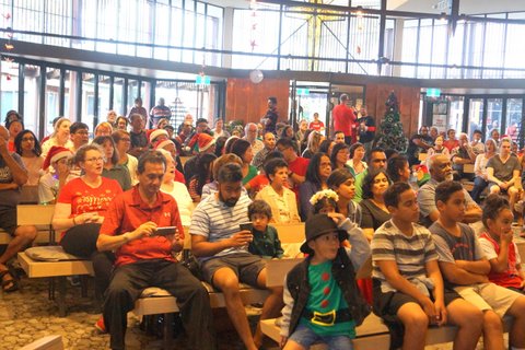 Christmas carols at Resurrection Church in Keysborough with Fr. Brian Collins, Fr. Yon and Fr. Martin ,and the choirs of the church