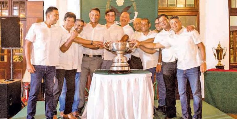Nuwara Eliya golfers retake Burdett trophy after six years