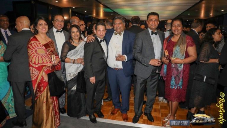 Photos – “Golden Ball”, the cruise dinner dance organised by University of Colombo Alumni Association of NSW – Photos thanks to RoyGrafix