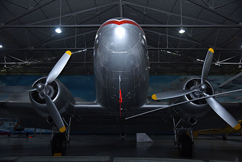 DC-3 - the old warrior _