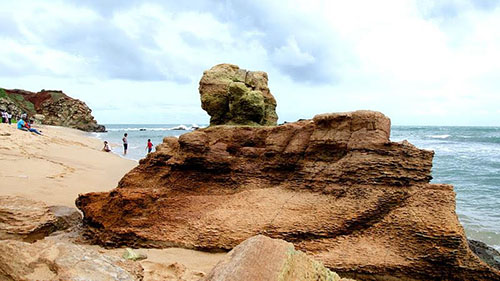 Ussangoda beach