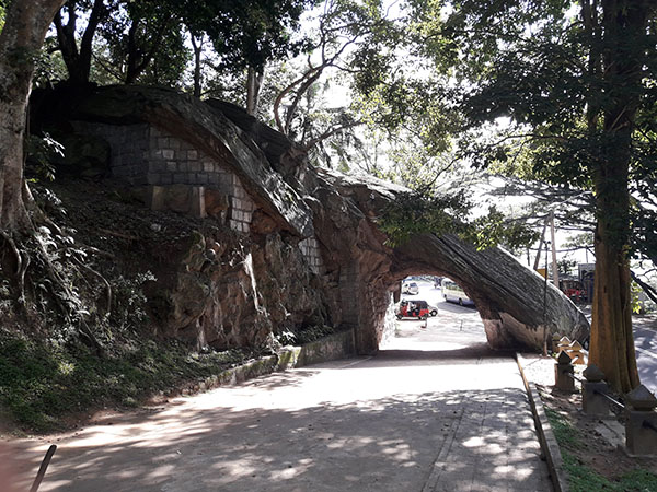 Kadugannawa Pass and Rock Tunnel – gateway to hill country By Arundathie Abeysinghe