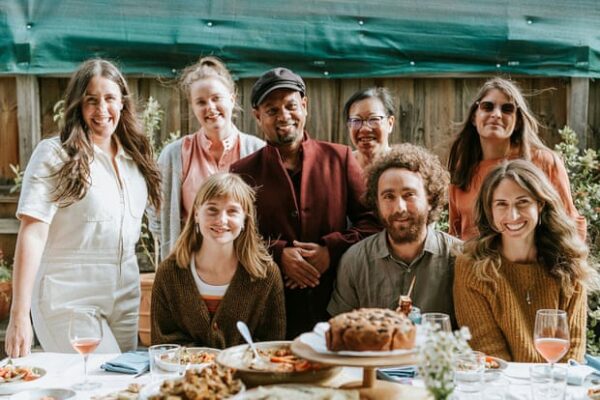 Nige learned to cook in immigration detention – now he's teaching Australians his recipes