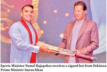 Imran Khan, Sri Lankan cricketers recall bygone era-BY DHAMMIKA RATNAWEERA