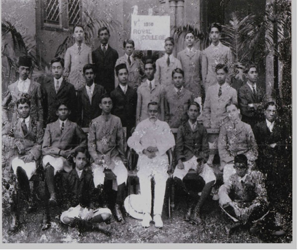 Probably the oldest photo of Royal College students – by Rudra De Zoysa