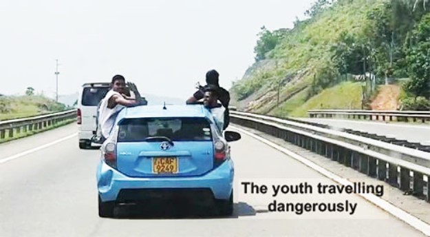 Dangerous car ride on Southern expressway under investigation; vehicle traced to Ampitiya, Kandy-by Norman Palihawadane