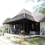 Ran Ayuda Mandapaya - majesty and grandeur of Kandyan Kingdom By Arundathie Abeysinghe