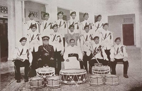 ST PETERS FIFE AND DRUM BAND