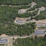 18 hairpin bend road with spectacular vistas By Arundathie Abeysinghe