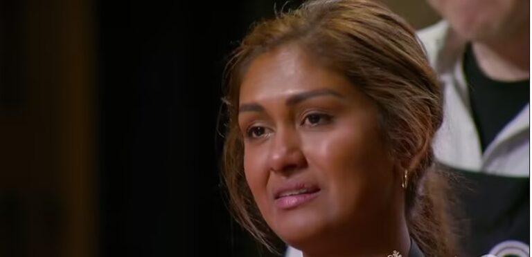 ‘This is really hard’: MasterChef’s Minoli De Silva breaks down in tears as she’s sent home in a double elimination alongside Scott Bagnell-By KRISTY JOHNSON
