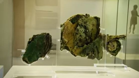 Antikythera Mechanism. The 2'000 Year Old Computer. BBC, 2012
