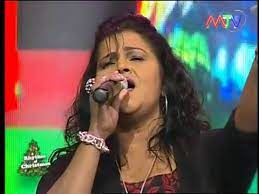 Manik Chandrika a versatile singer with a tonal decorated voice by Sunil Thenabadu