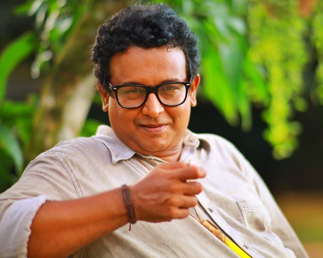 GIHAN FERNANDO One actor, many roles – by Sunil Thenabadu