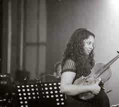 Most sought after proficient female violinist-Thushani Jayawardena – by Sunil Thenabadu in Brisbane 