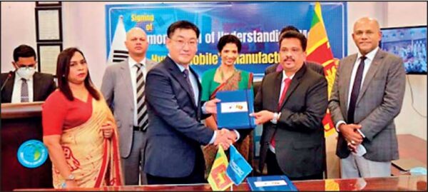 New venture to manufacture smart mobile phones in Sri Lanka