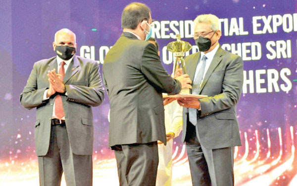 Akbar Brothers Shines at Presidential Export Awards