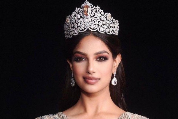 Miss India Harnaaz Sandhu is Crowned Miss Universe 2021