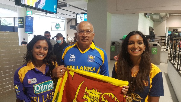 SL Drummer Joyous Jo Joe Paiva at MCG T20 Aust vs Sri Lanka Final Encounter – by Joe Paiva