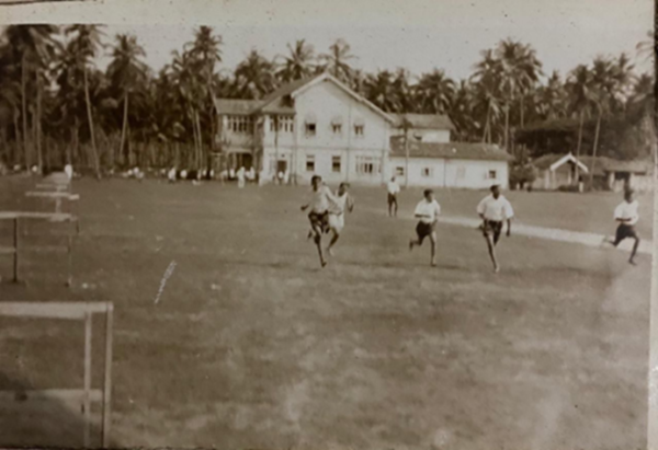 Fond memories! The great school by the sea - during a bygone era! Certainly evokes much nostalgia amongst Thomians past and present!