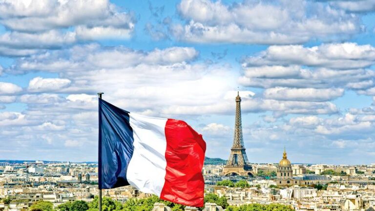 Parlez-vous Français? Romancing with French – BY SAMANGIE WETTIMUNY