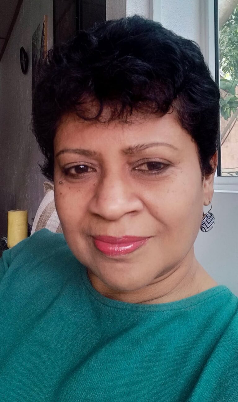 SHYAMI FONSEKA A PHENOMINAL SONGSTER POSSESSING A DECORATED VOICE, TEACHER, SACRIFICED LUCRATIVE MUSICAL VOCATION FOR FAMILY UNIT – by Sunil Thenabadu