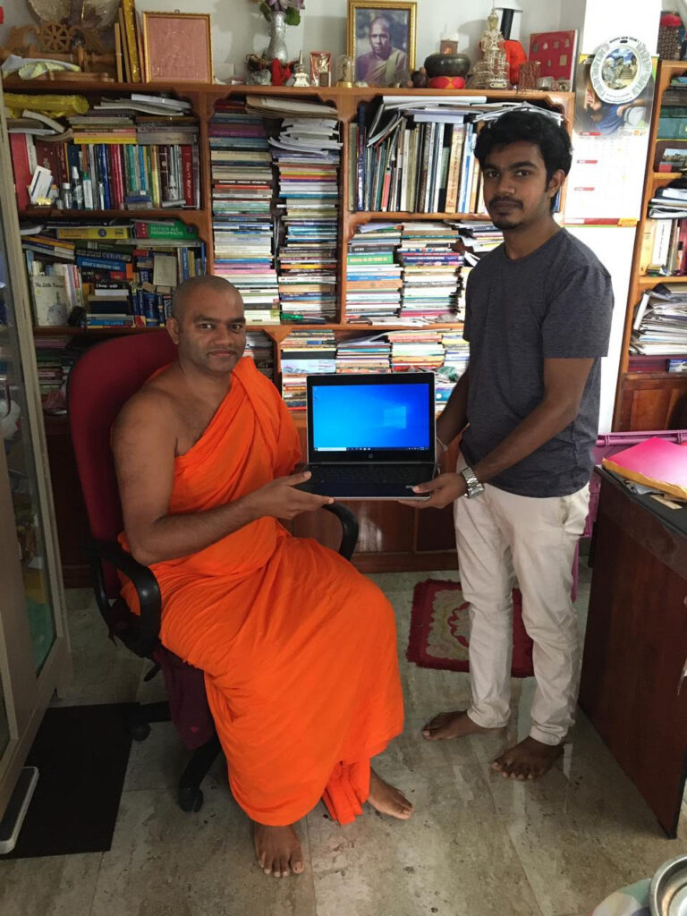 ANOTHER LAPTOP TO HASHIN BANDARA – by Quintus de Zylva