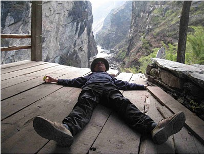 Hiking the Tiger Leaping Gorge - by GEORGE BRAINE
