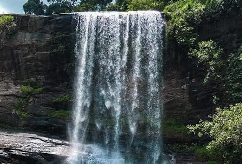 Meeyan Ella – spectacular waterfall with a history By Arundathie Abeysinghe