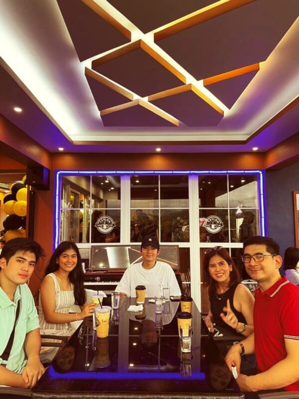 The newest CEYLON COFFEE CLUB branch ceremoniously declared open in Bataan – by Minodh De Sylva