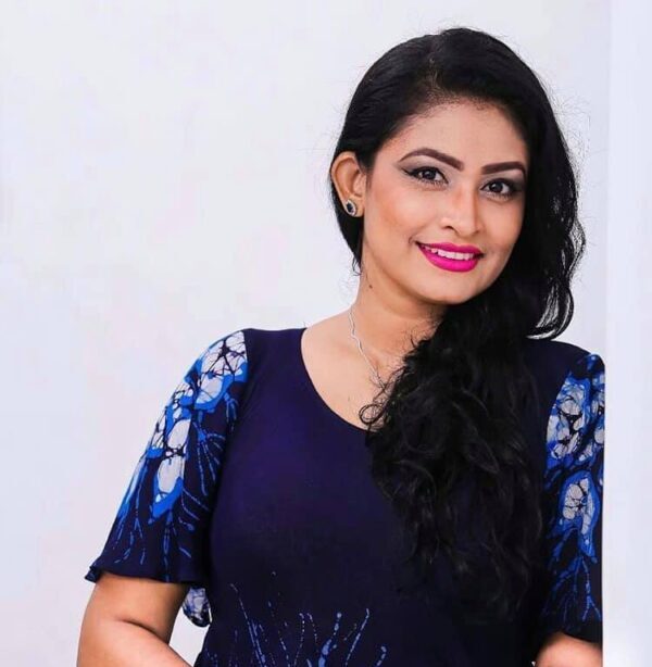 MUTHU THARANGA ACCLAIMED ACTRESS, MODEL, DANCER, VOCALIST IN AN EFFERVESCENT VOYAGE OF TWO DECADES - by Sunil Thenabadu