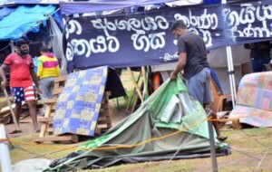 Protesters remove tents in Galle Face