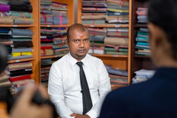 Nuwan Bopage has been providing free legal representation for protesters charged with offences after taking part in demonstrations.(Foreign Correspondent: Alex Barry)