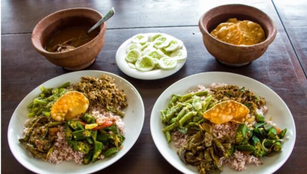 Sri Lankan rice and curry meal