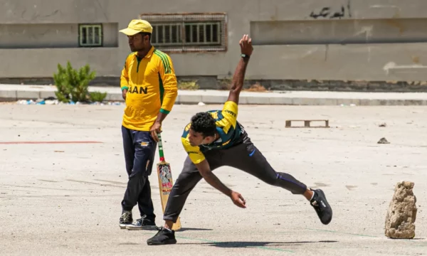 How car-park cricket in Lebanon gives Sri Lankan migrant workers an escape - By Emma John