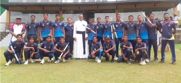 Holy Cross College team