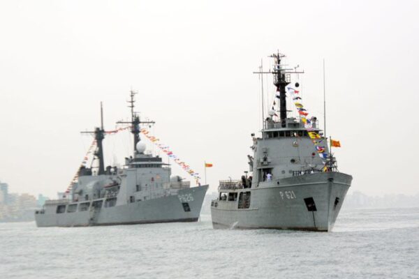 SL Navy's ships