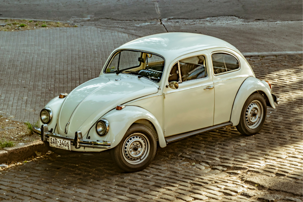“Classic Car Diaries: The Iconic Beetle” – by Des Kelly