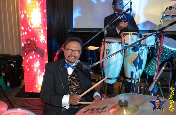 Honoring the LEGEND – Desmond de Silva - by Mariazelle Goonetilleke | elanka