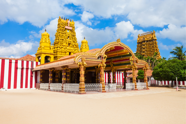 Most important Hindu temples in Sri Lanka ” Nallur Kovil ” – By Malsha – eLanka