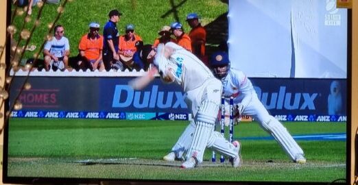 New Zealand batters bludgeon Sri Lanka attack then strike crucial blows