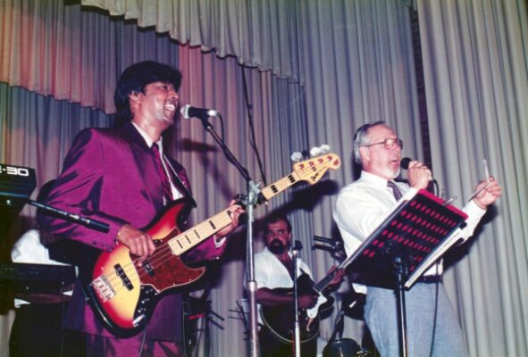 Des Kelly - R.I.P - by Roger Thiedeman