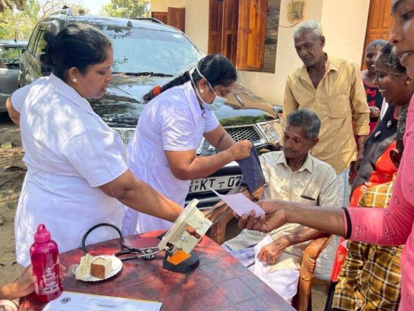 Medical Project conducted in Batticaloa  Sri Lanka (sent by Siva Sivagnanam)