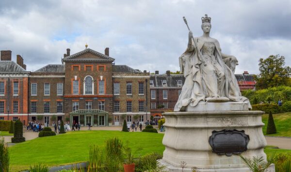 Queen Victoria-eLanaka