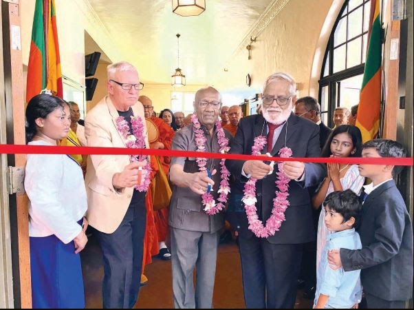 Sri Lankan Exhibition in Los Angeles Showcases Beauty, Heritage, and Environmental Concerns 