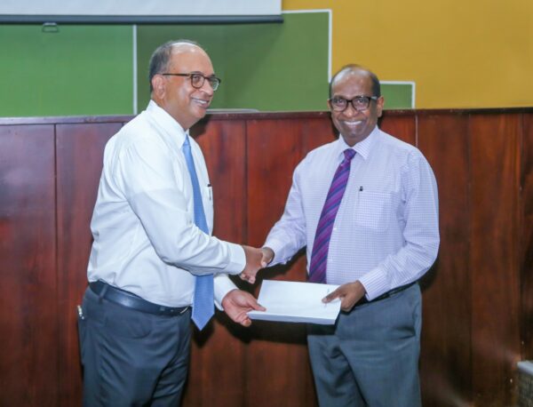 Suwa Seriya ambulance 1 (1)