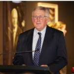 Ross Howie KC who unveiled the portrait.