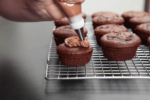 chocolate cupcake - elanka 