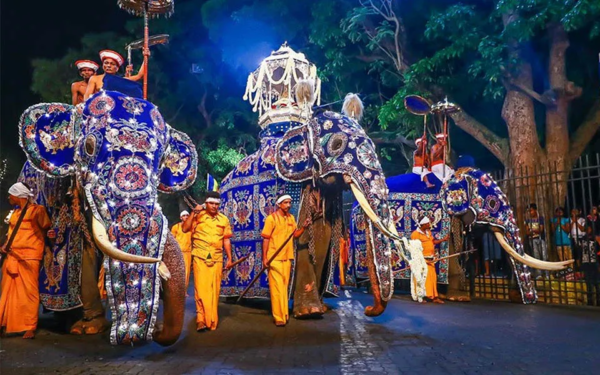 අභිමානණීය දළදා පුරාණය. 10 eLanka