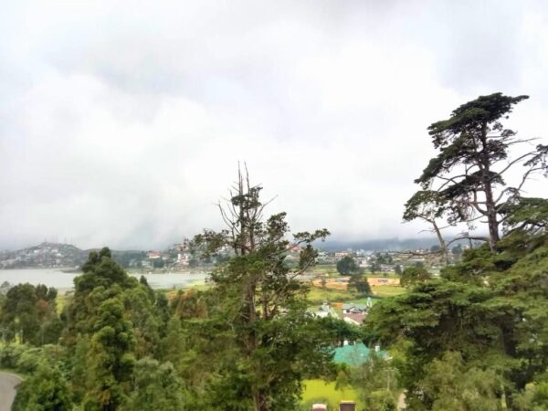 FOR SALE – 3 Bedroom House – Fully Furnished Penthouse located in the heart of the Vibrant Nuwara Eliya town- eLanka